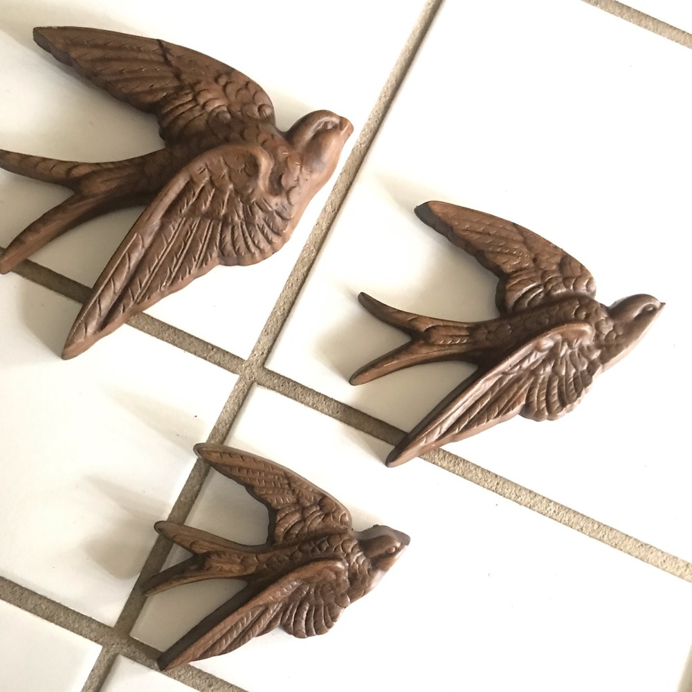 Bird wall decor